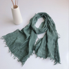 Bufanda larga y fina suave suave 100% del algodón del color verde al por mayor del estilo para las mujeres