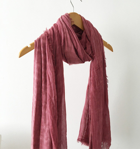Mantón de la bufanda del crepé de la mezcla modal ultra suave teñida natural para el proveedor de China del otoño