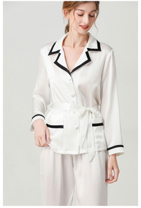 Conjunto de pijama de seda blanco personalizado de talla grande con botones para mujer a granel