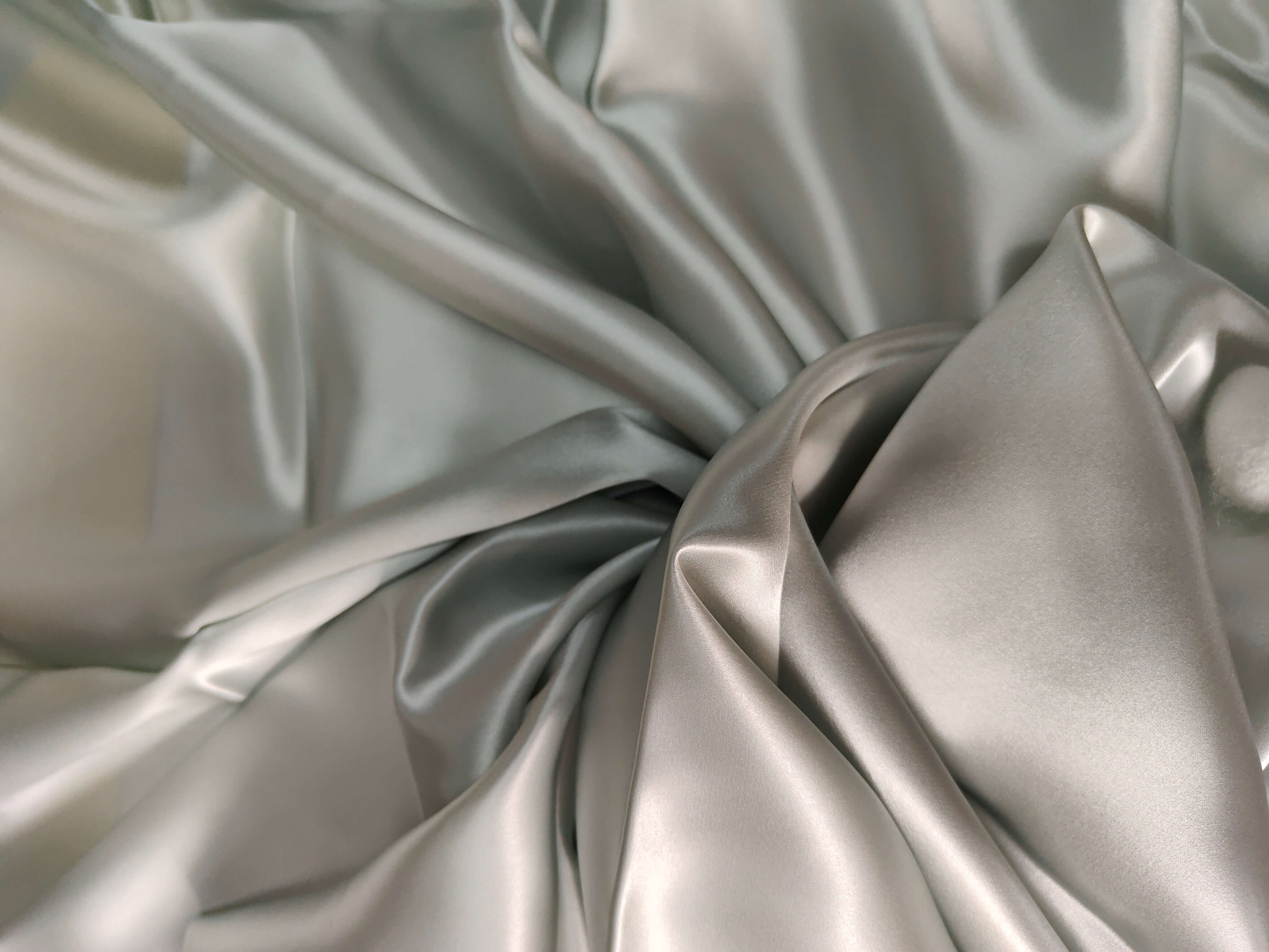 Tela de seda a granel Diseño personalizado Tela de ropa de seda